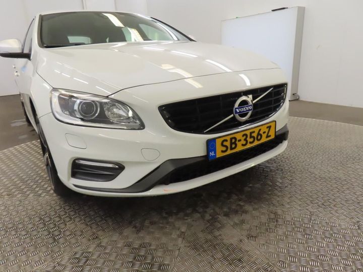 Photo 25 VIN: YV1FWA8C1J2396267 - VOLVO V60 