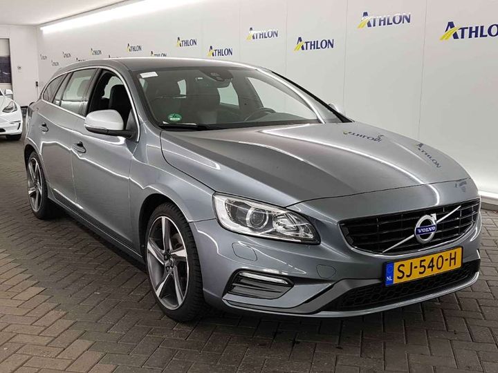 Photo 2 VIN: YV1FWA8C1J2404017 - VOLVO V60 