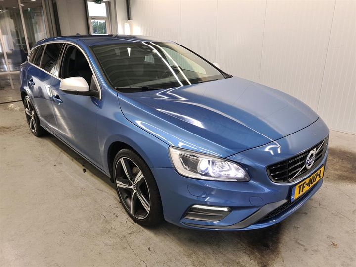 Photo 2 VIN: YV1FWA8C1J2409657 - VOLVO V60 