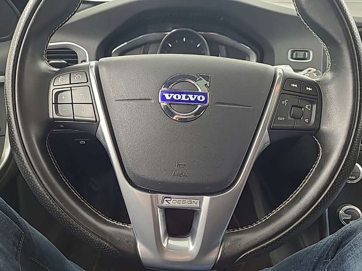 Photo 19 VIN: YV1FWA8C1J2411440 - VOLVO V60 