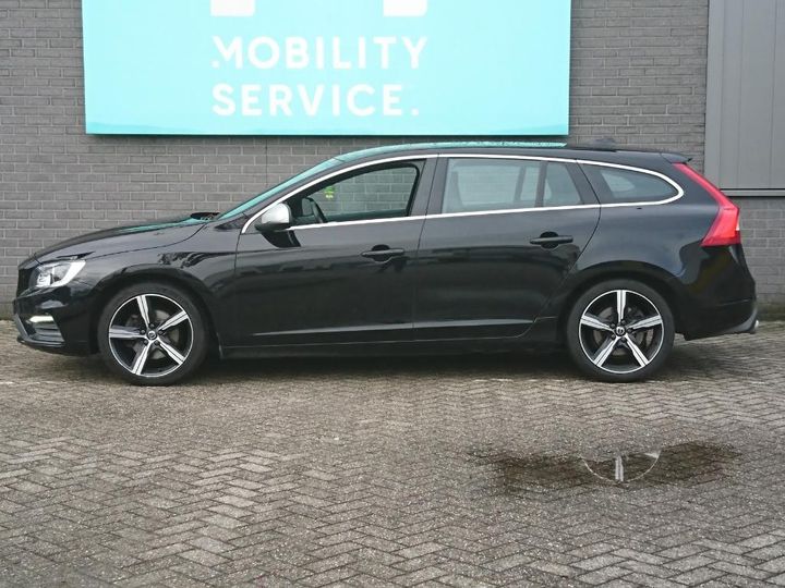 Photo 2 VIN: YV1FWA8C1J2411768 - VOLVO V60 