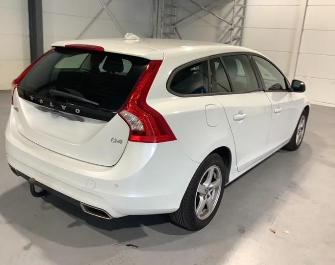 Photo 1 VIN: YV1FWA8CDH1360846 - VOLVO V60 