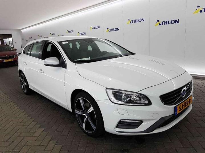 Photo 2 VIN: YV1FWA8CDJ2403412 - VOLVO V60 