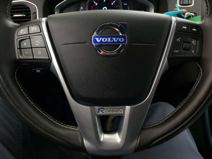 Photo 17 VIN: YV1FWA8CDJ2411261 - VOLVO V60 