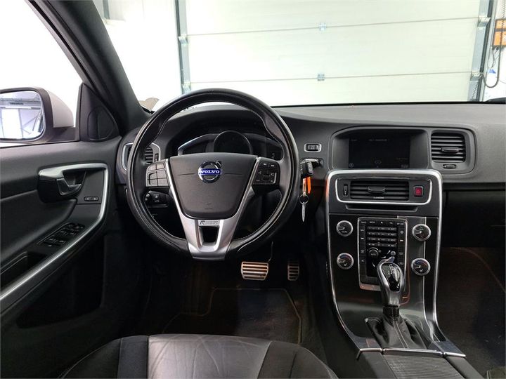 Photo 6 VIN: YV1FWA8CDJ2411439 - VOLVO V60 