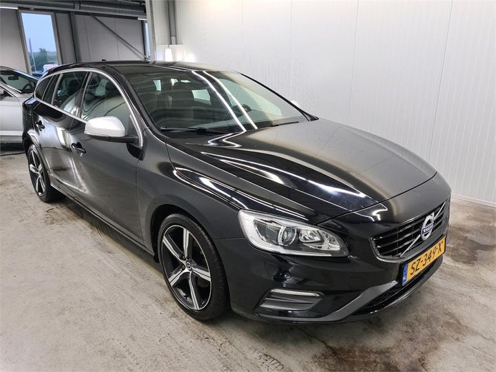 Photo 2 VIN: YV1FWA8CDJ2411635 - VOLVO V60 