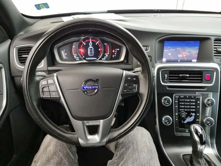 Photo 15 VIN: YV1FWA8CDJ2411864 - VOLVO V60 