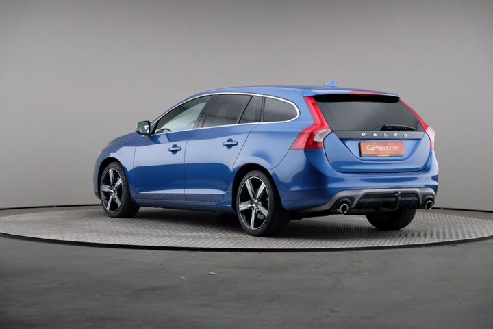 Photo 2 VIN: YV1FWA8CDJ2411913 - VOLVO V60 