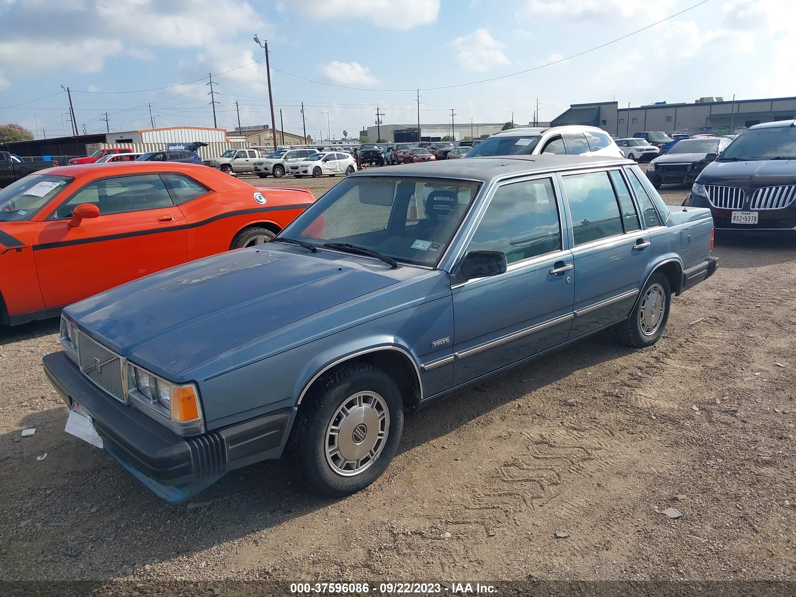 Photo 1 VIN: YV1FX884XH1183399 - VOLVO 740 