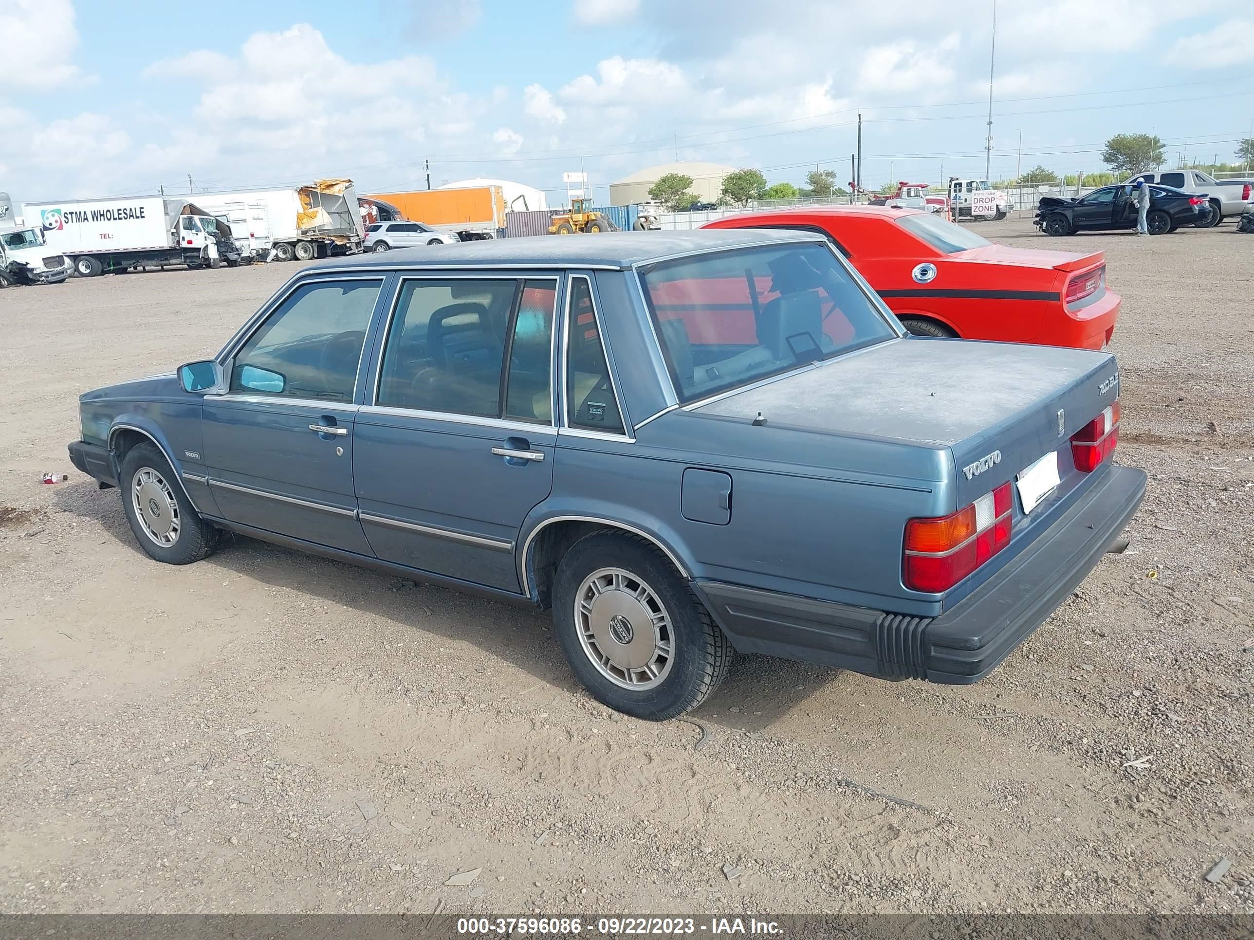 Photo 2 VIN: YV1FX884XH1183399 - VOLVO 740 