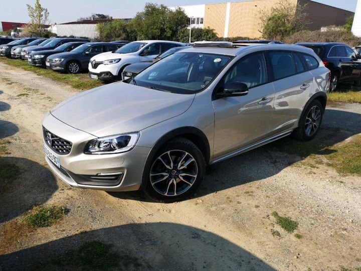 Photo 1 VIN: YV1FZA8C1J2045013 - VOLVO V60 CROSS COUNT 