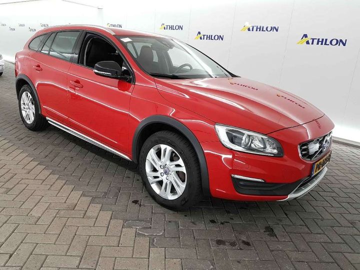 Photo 2 VIN: YV1FZARC1J2043176 - VOLVO V60 CROSS COUNTRY 