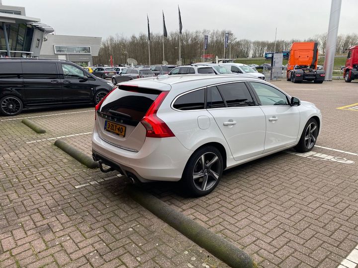 Photo 3 VIN: YV1GWAA50F1256568 - VOLVO V60 