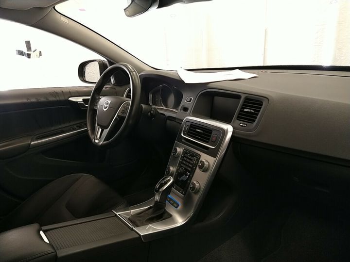 Photo 3 VIN: YV1GWBNH0H1358129 - VOLVO V60 