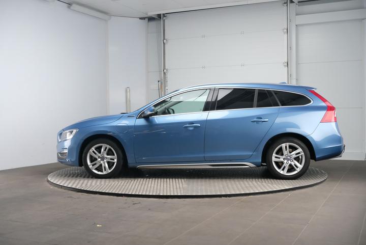 Photo 2 VIN: YV1GWDCH0G1312982 - VOLVO V60 