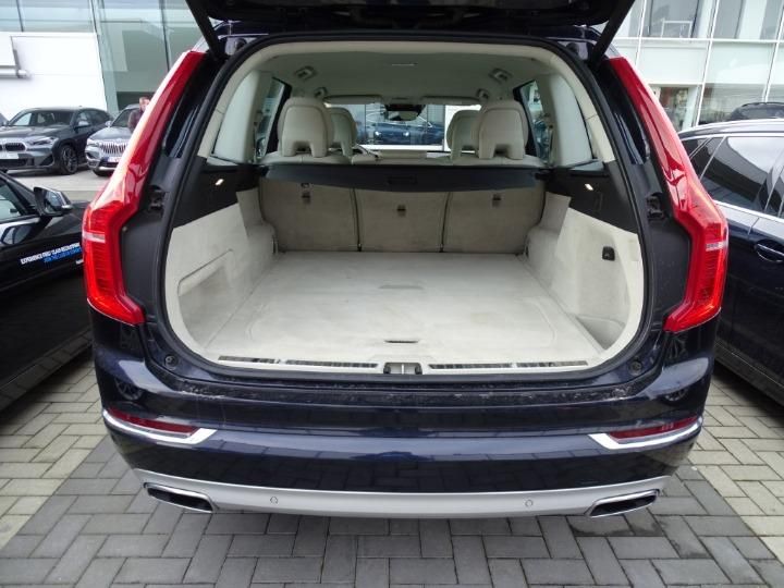 Photo 11 VIN: YV1LCA4BCG1013225 - VOLVO XC90 SUV 