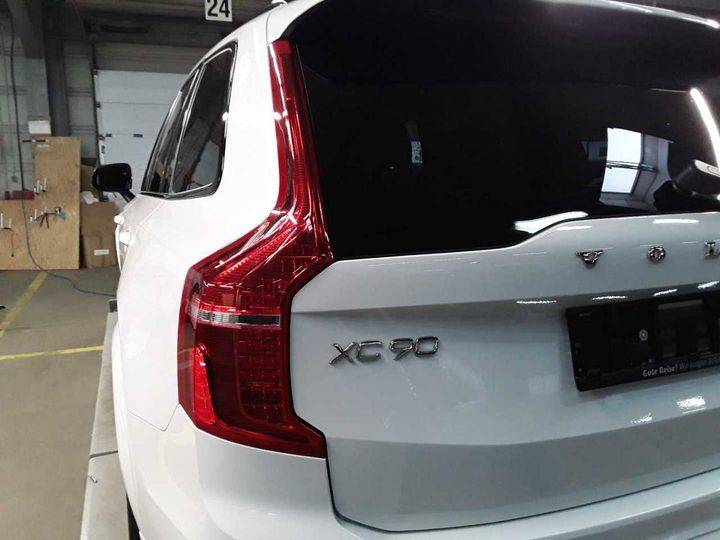 Photo 25 VIN: YV1LCK2UCL1583056 - VOLVO XC90 B5 D AWD 