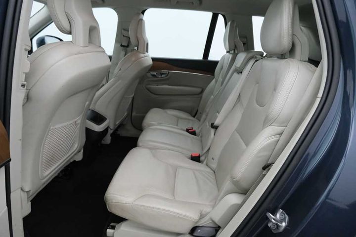 Photo 10 VIN: YV1LFA7BCJ1330981 - VOLVO XC90 &#3914 