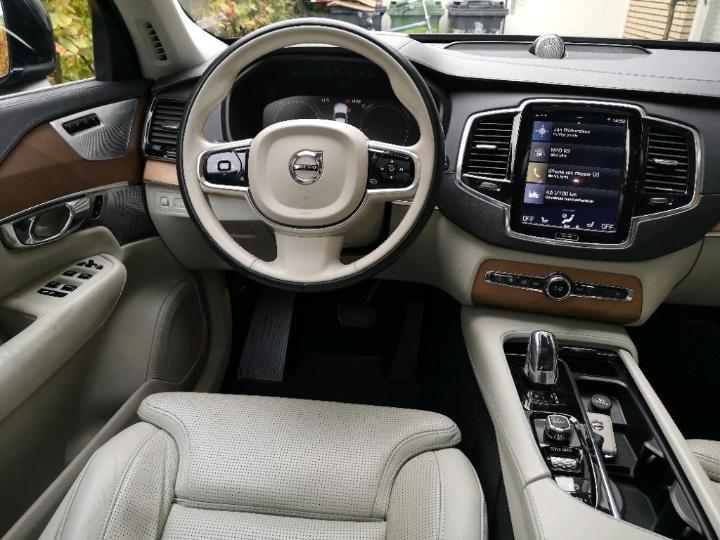 Photo 5 VIN: YV1LFBABDG1042840 - VOLVO XC90 