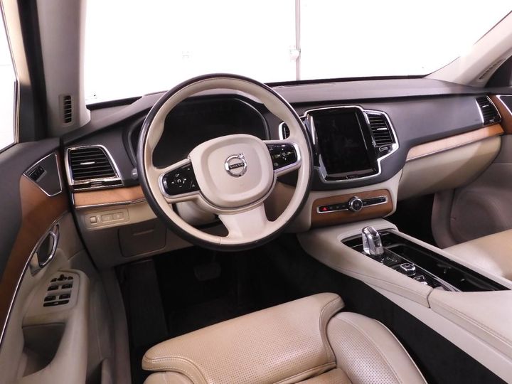 Photo 9 VIN: YV1LFBABDH1123345 - VOLVO XC90 