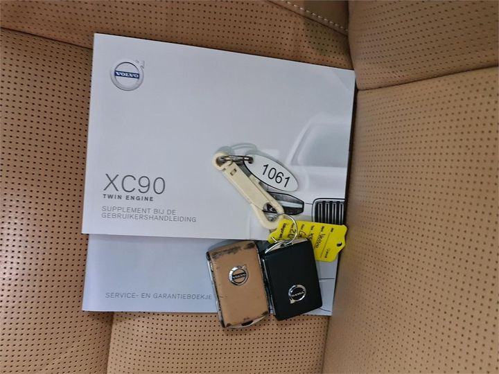 Photo 9 VIN: YV1LFBMUDK1479116 - VOLVO XC90 