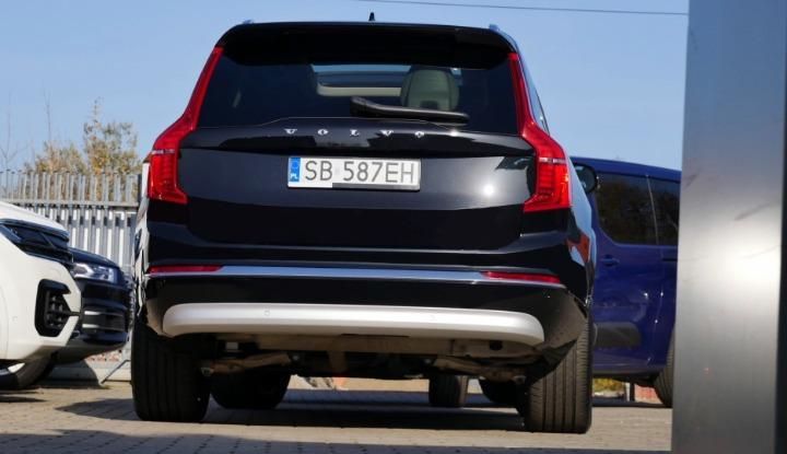 Photo 9 VIN: YV1LFK2VCN1847120 - VOLVO XC90 SUV 