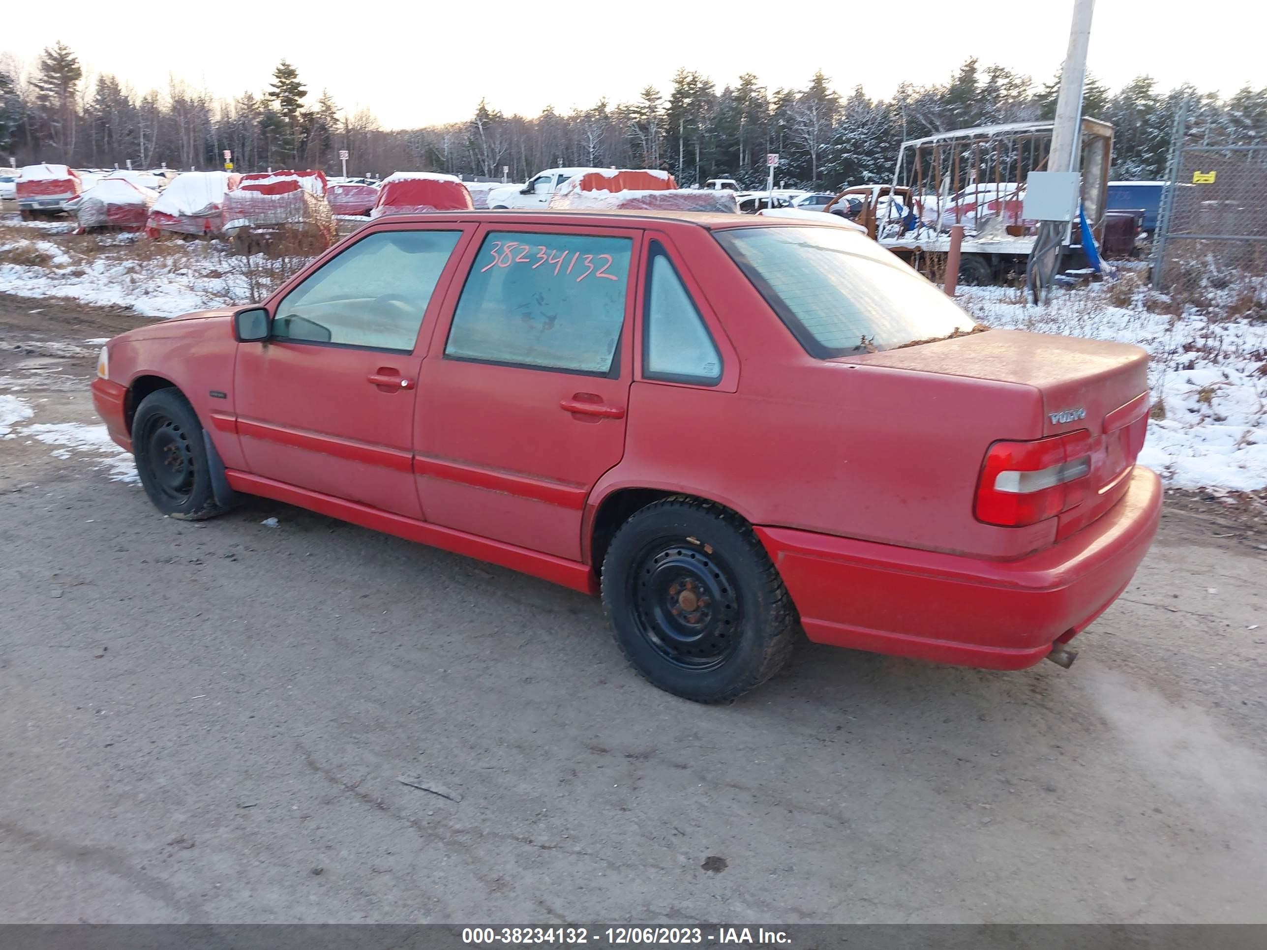 Photo 2 VIN: YV1LS5547W2423908 - VOLVO S70 