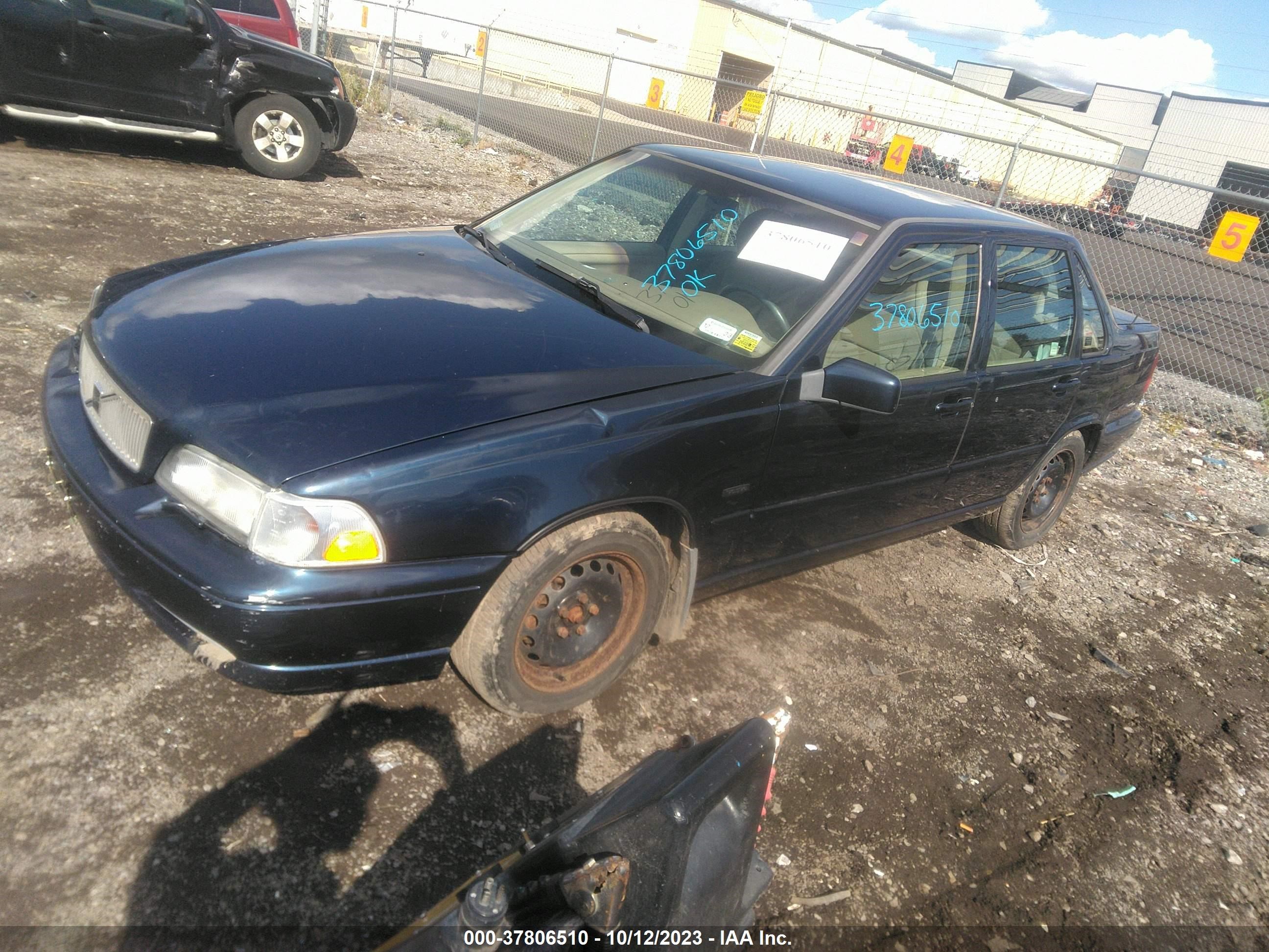 Photo 1 VIN: YV1LS5571W2551460 - VOLVO S70 