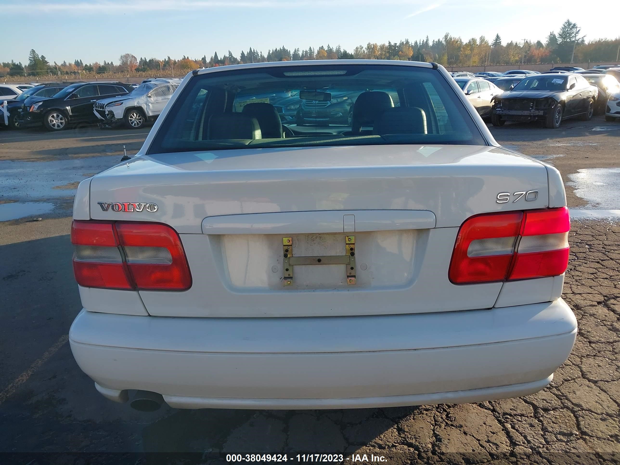 Photo 15 VIN: YV1LS5574W1529278 - VOLVO S70 