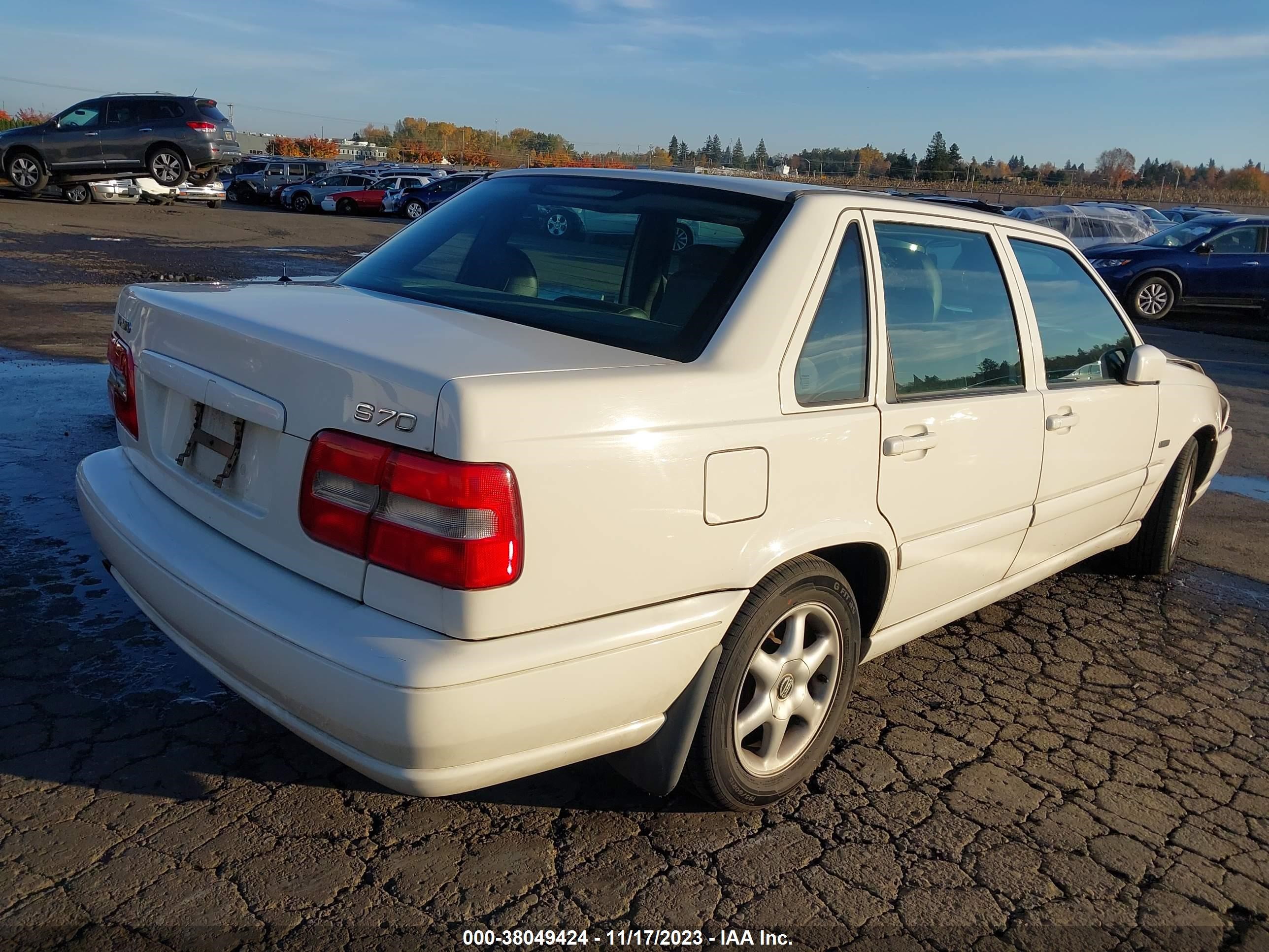 Photo 3 VIN: YV1LS5574W1529278 - VOLVO S70 