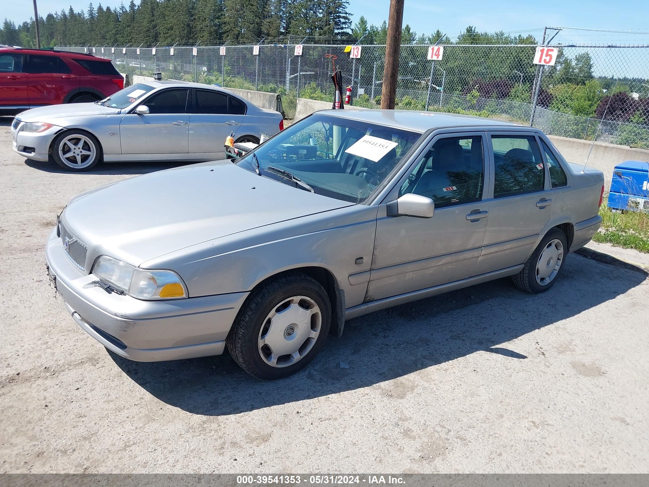 Photo 1 VIN: YV1LS55A0X2588500 - VOLVO S70 