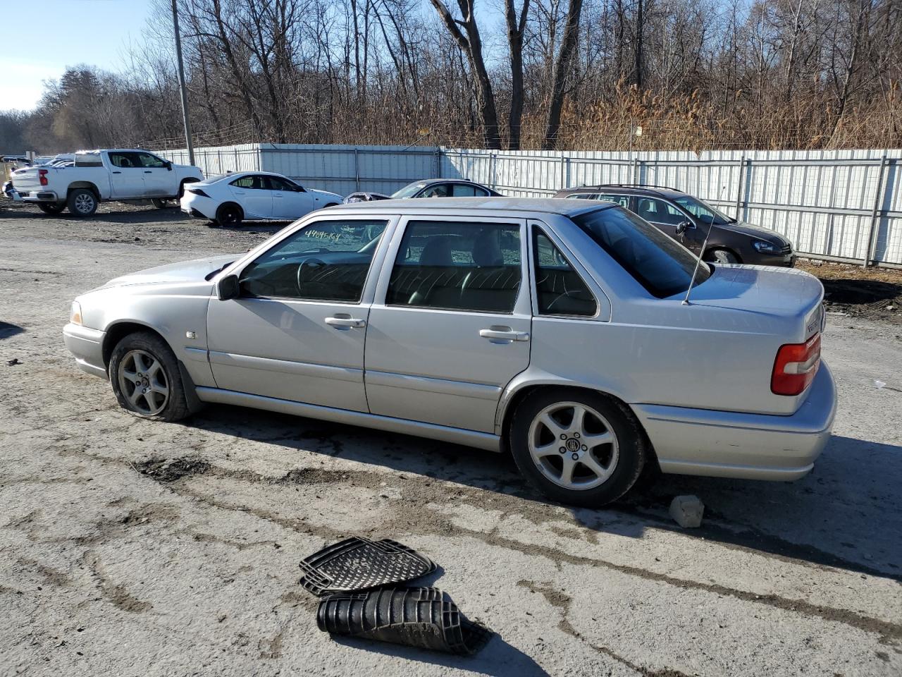 Photo 1 VIN: YV1LS56D0X2587484 - VOLVO S70 