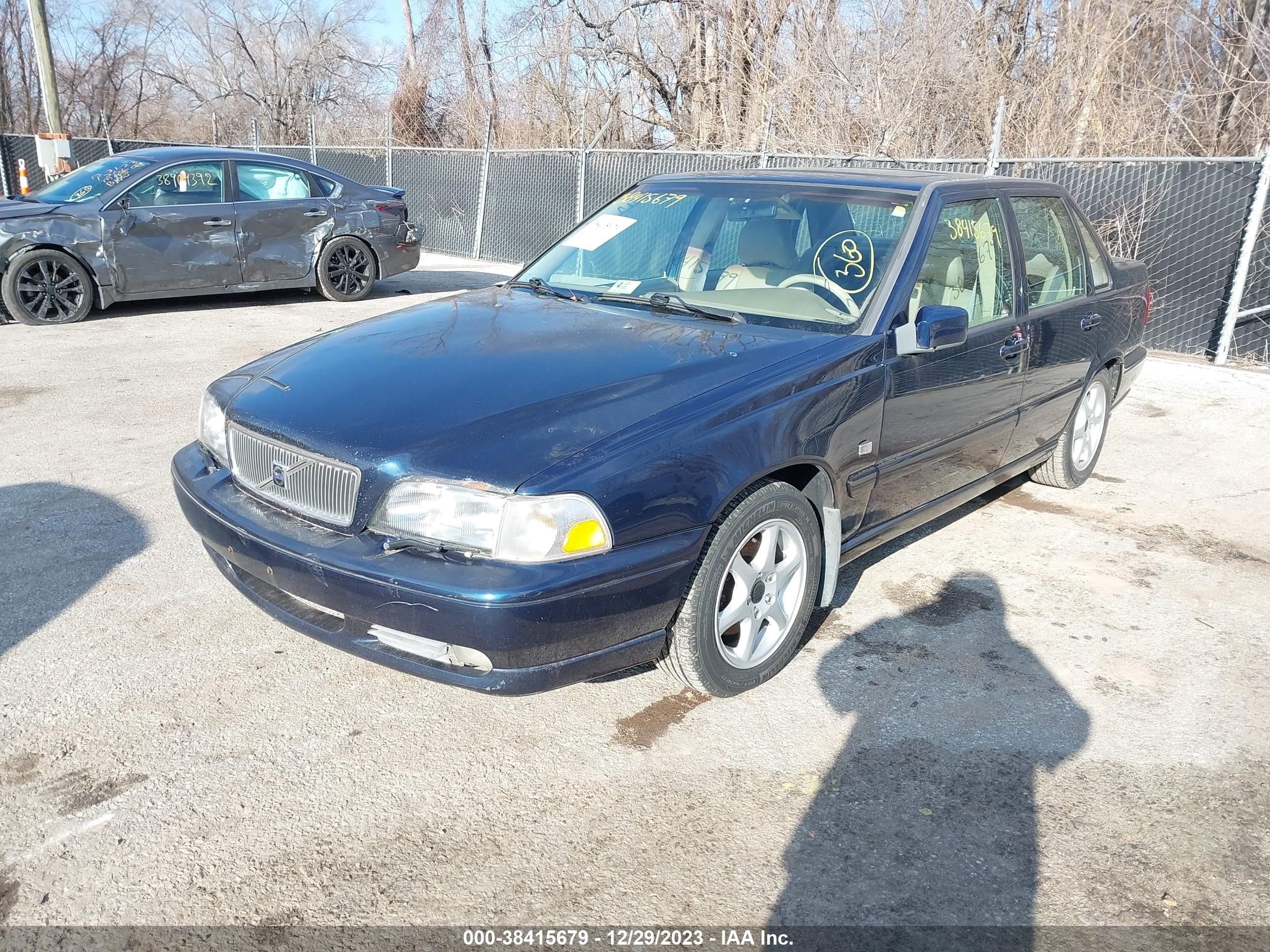 Photo 1 VIN: YV1LS56D2Y2636962 - VOLVO S70 