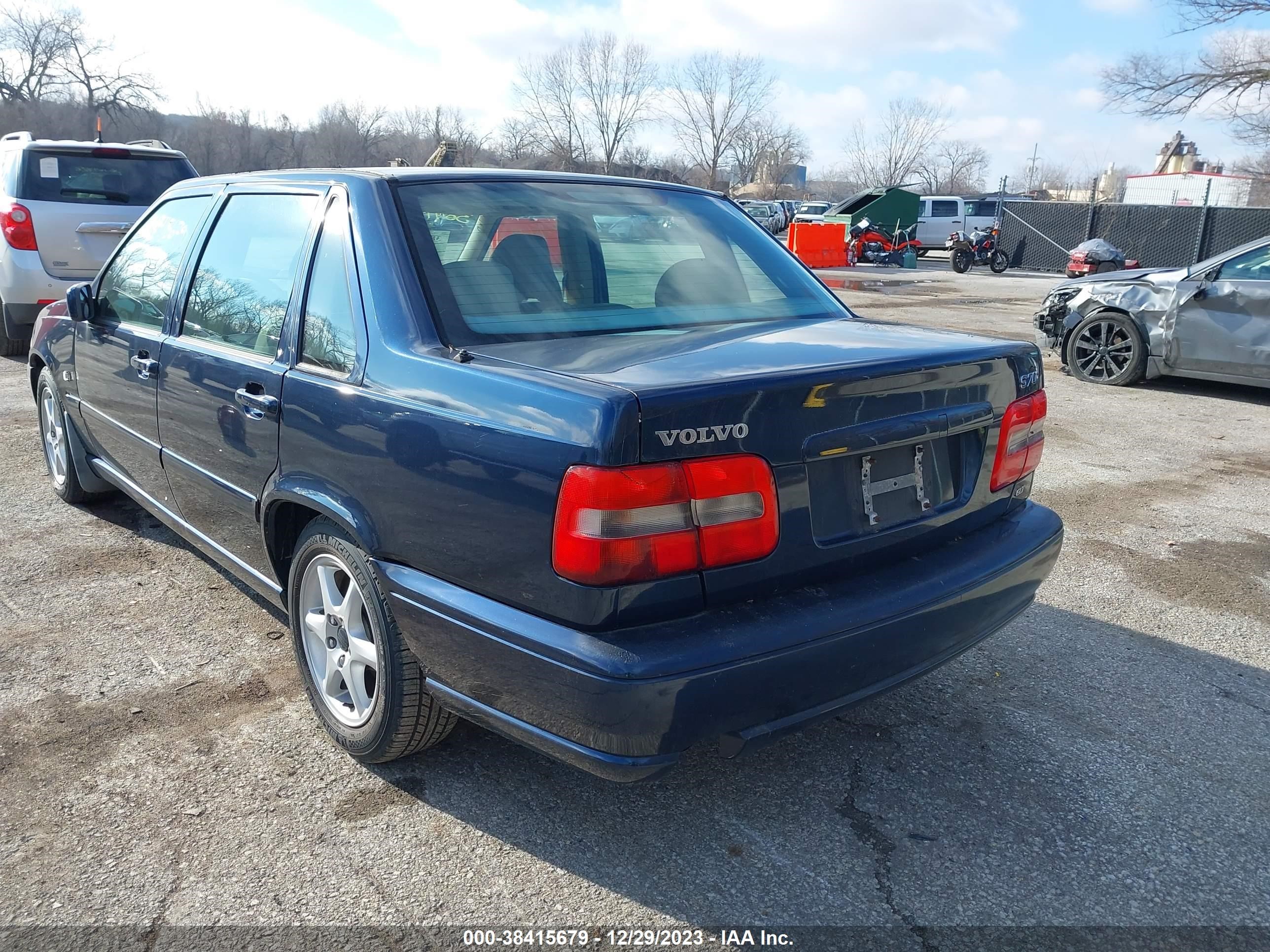 Photo 2 VIN: YV1LS56D2Y2636962 - VOLVO S70 