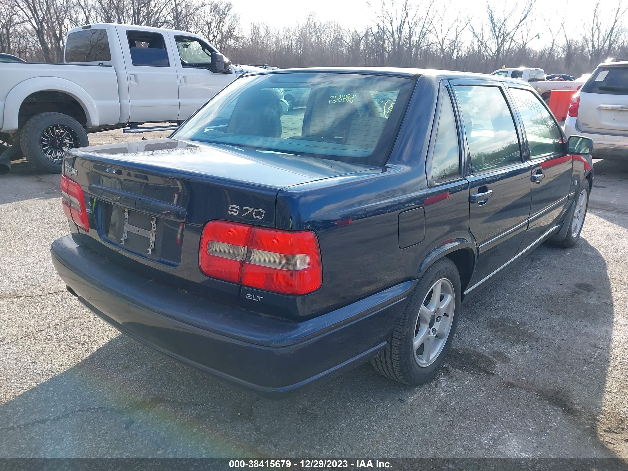 Photo 3 VIN: YV1LS56D2Y2636962 - VOLVO S70 