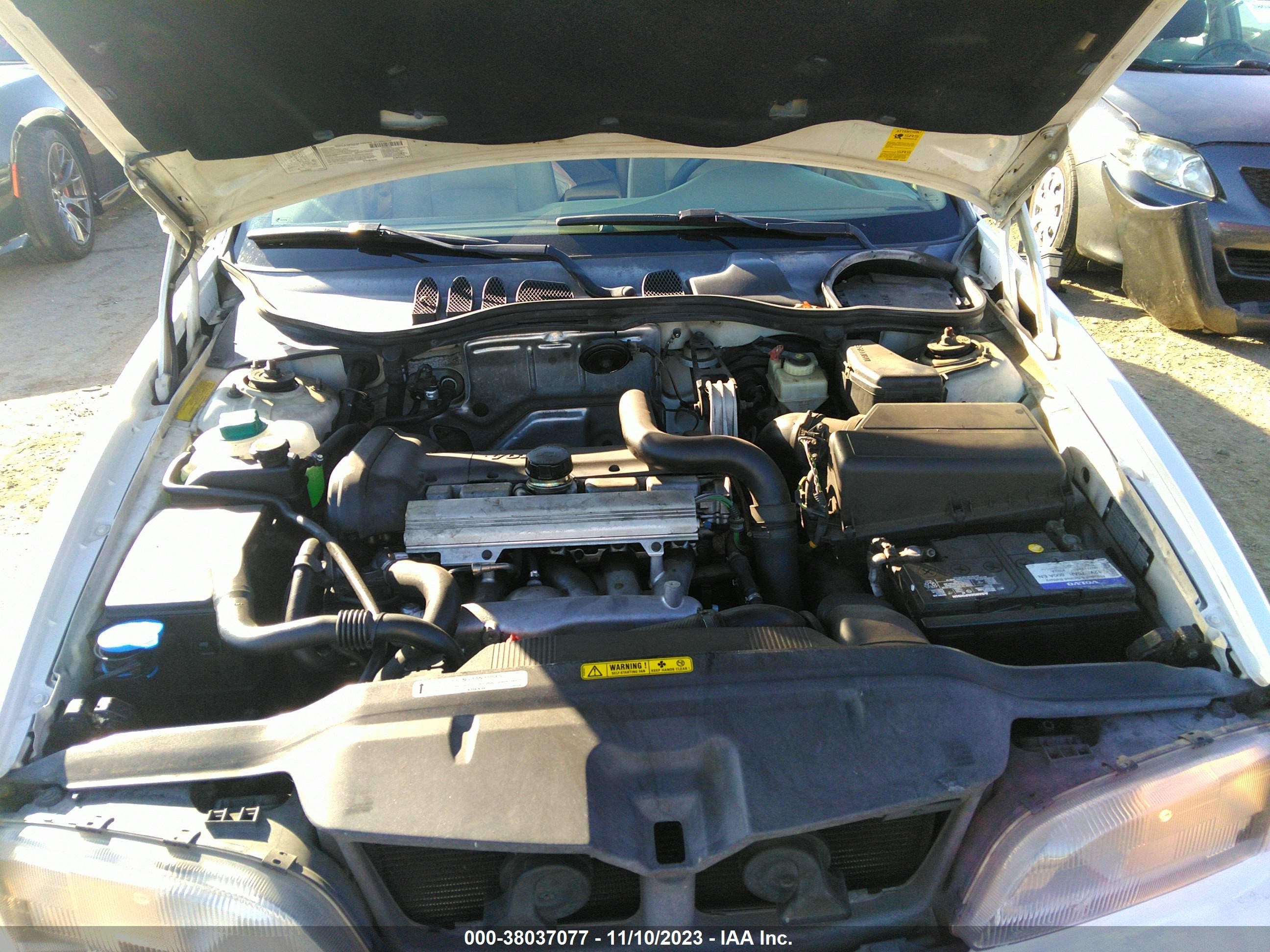 Photo 9 VIN: YV1LS56D4Y2623601 - VOLVO S70 