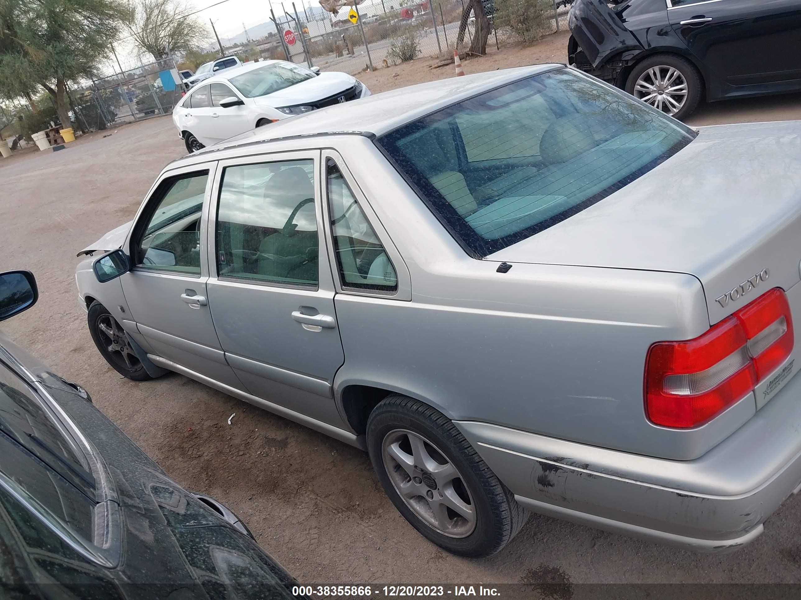 Photo 13 VIN: YV1LS56D7Y2630526 - VOLVO S70 