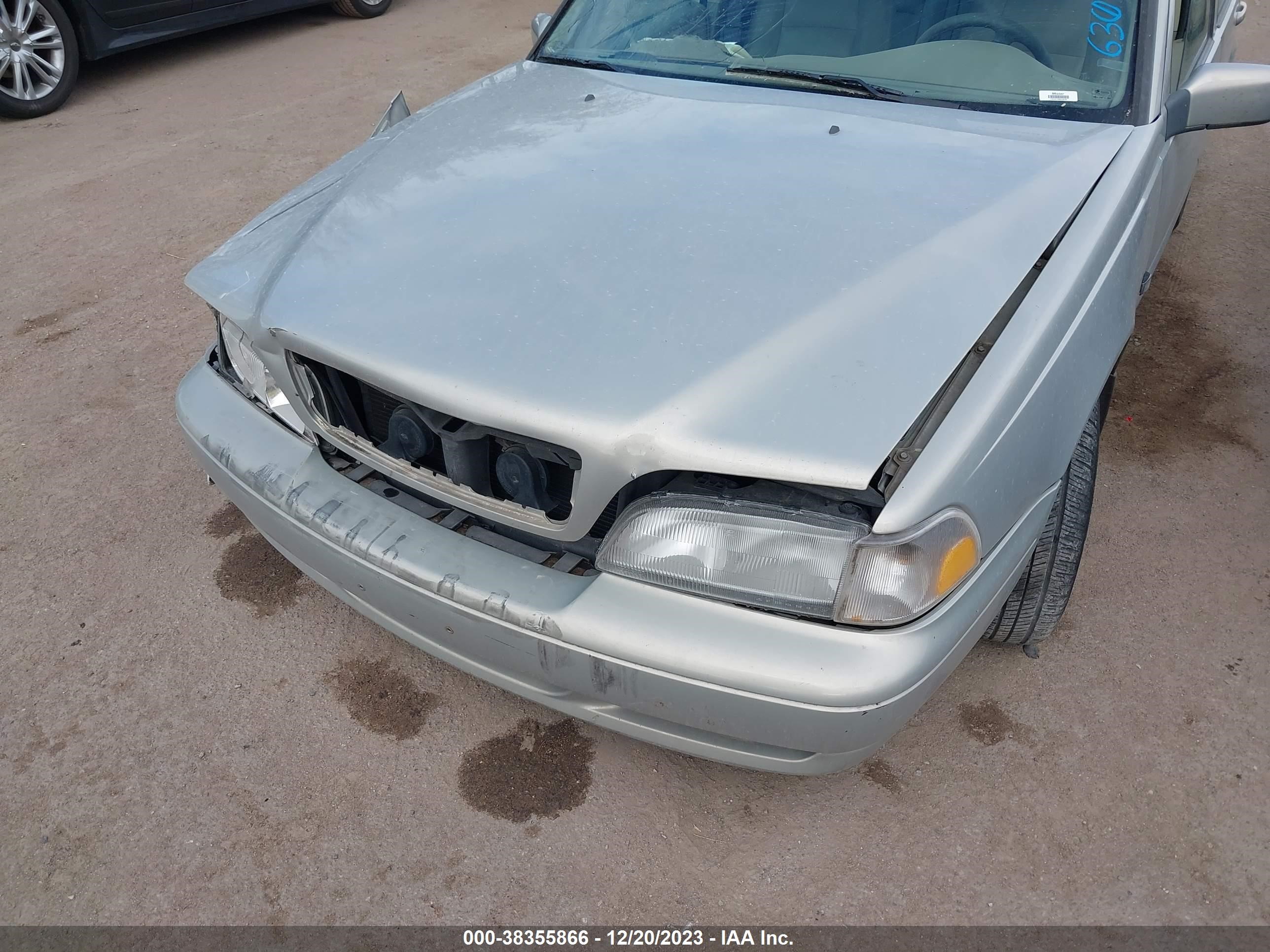 Photo 5 VIN: YV1LS56D7Y2630526 - VOLVO S70 