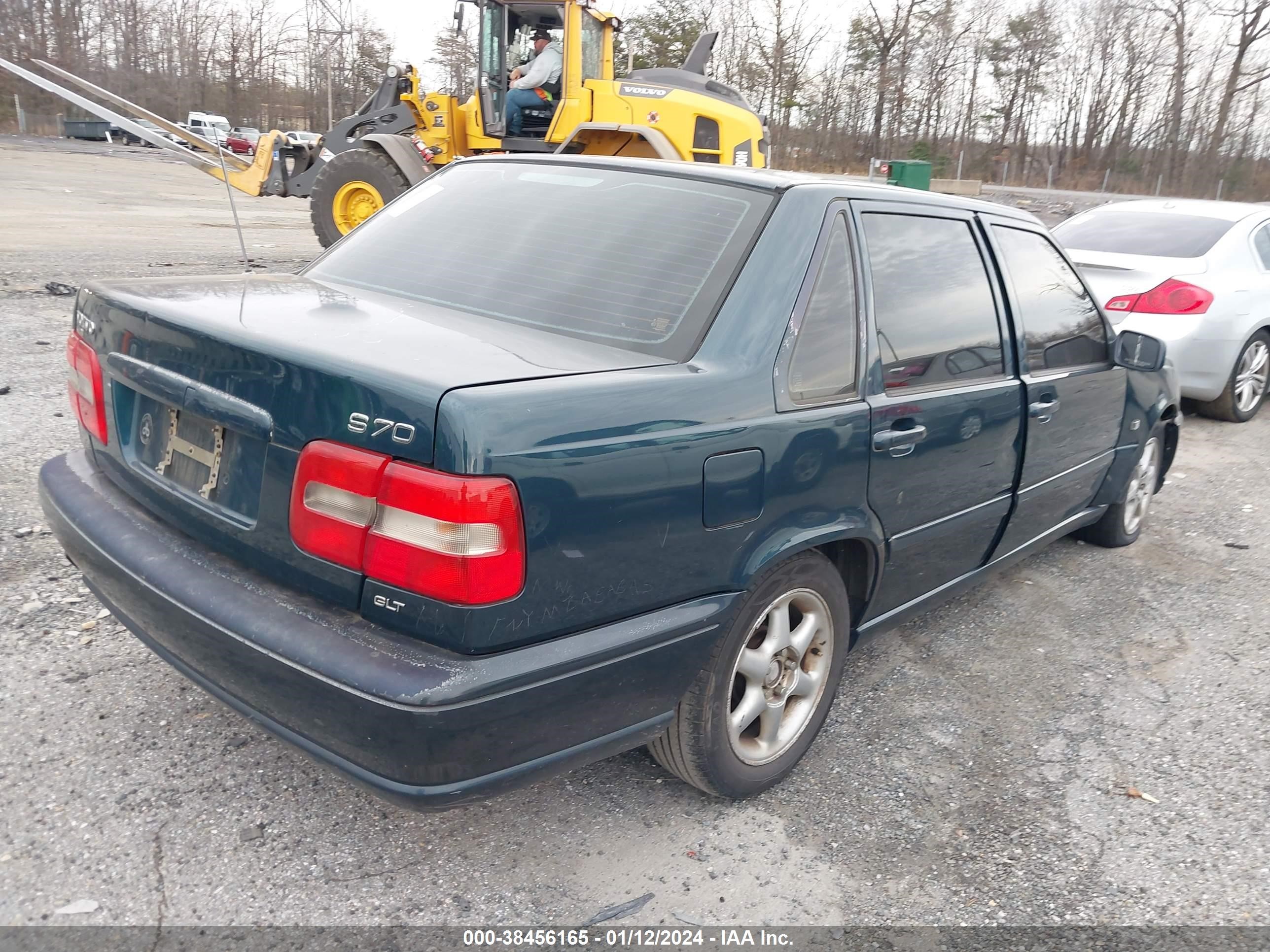 Photo 3 VIN: YV1LS56D8X1599520 - VOLVO S70 