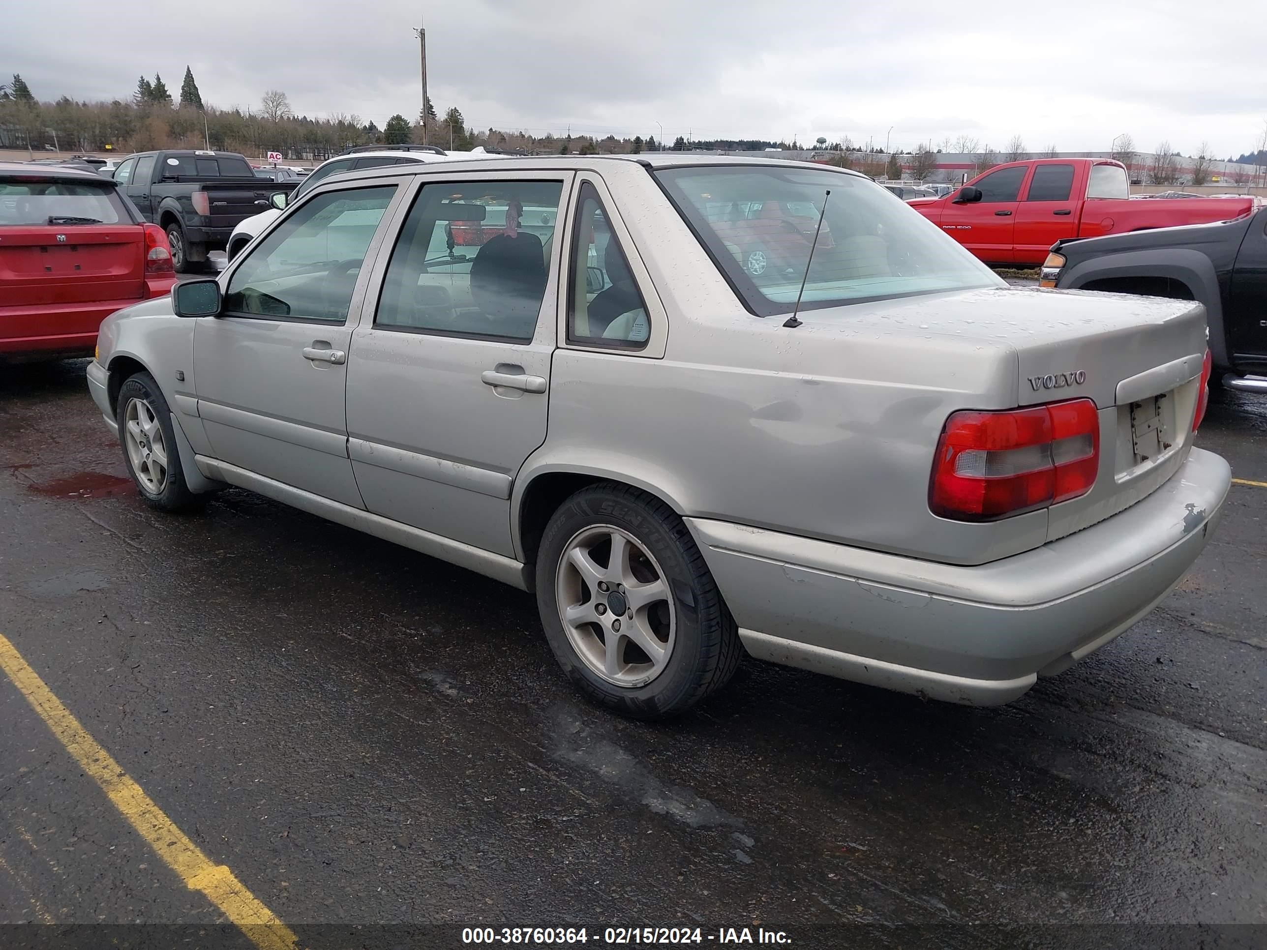 Photo 2 VIN: YV1LS61J0Y2659059 - VOLVO S70 