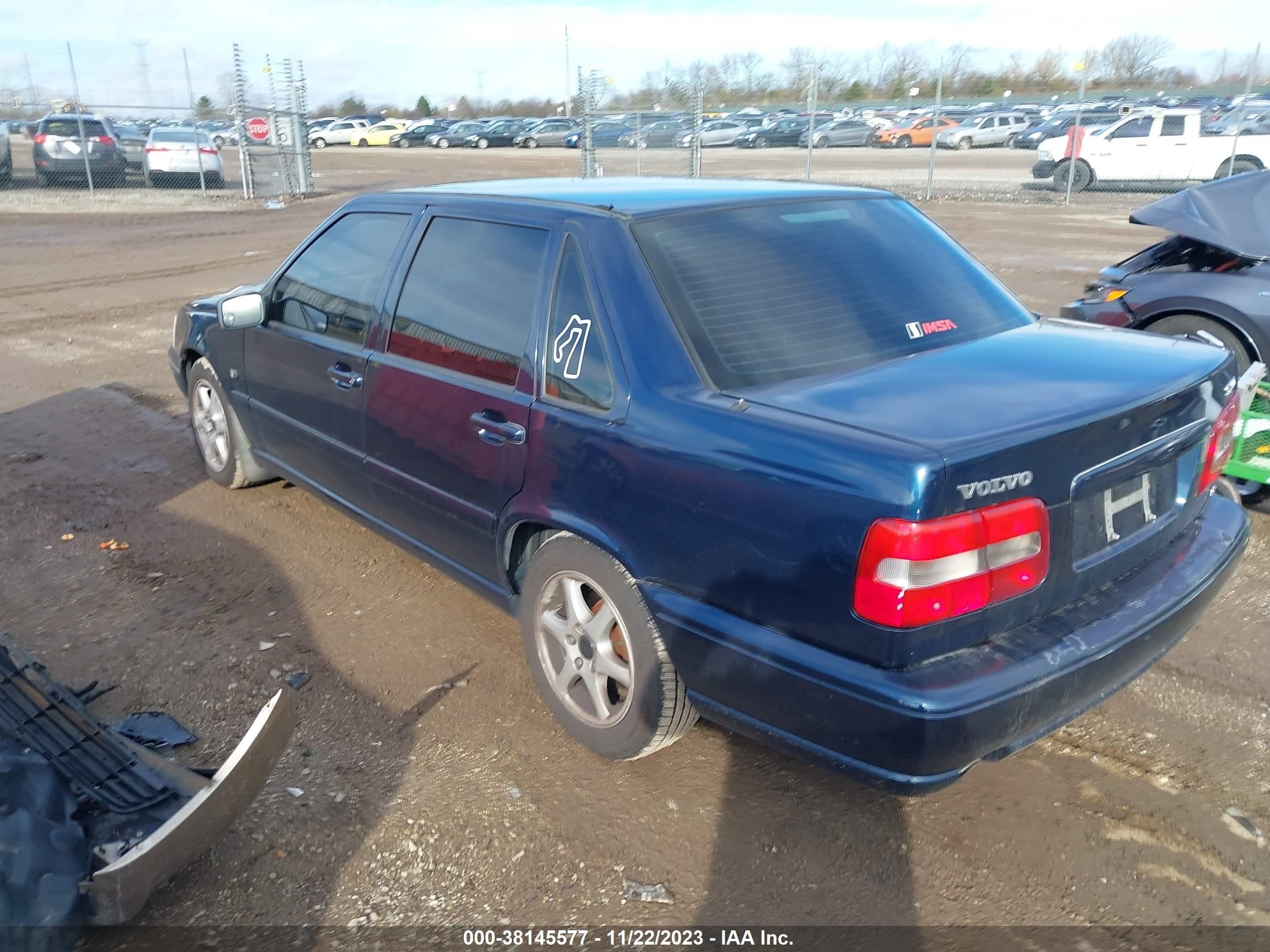 Photo 2 VIN: YV1LS61J1Y2665677 - VOLVO S70 