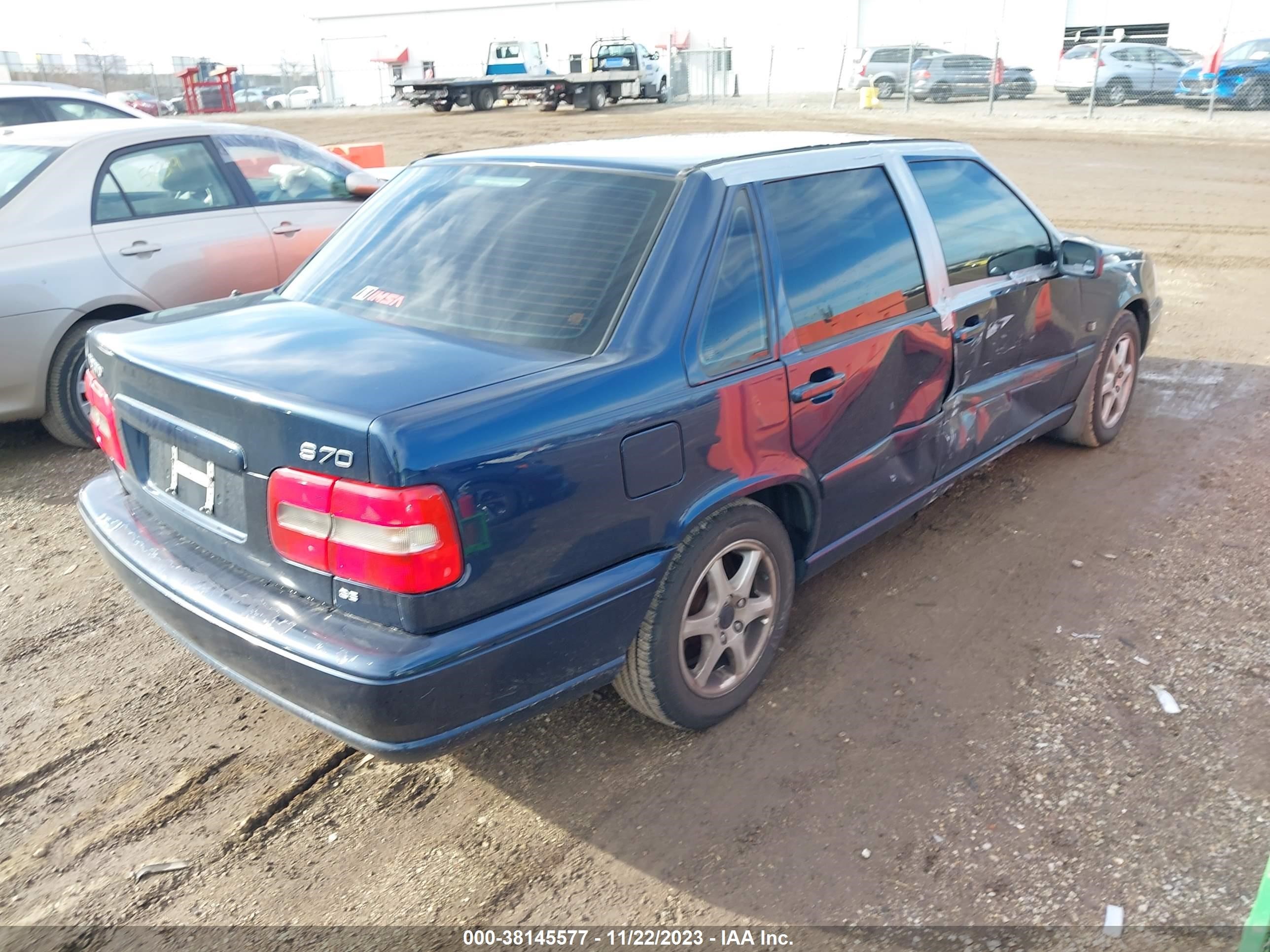 Photo 3 VIN: YV1LS61J1Y2665677 - VOLVO S70 