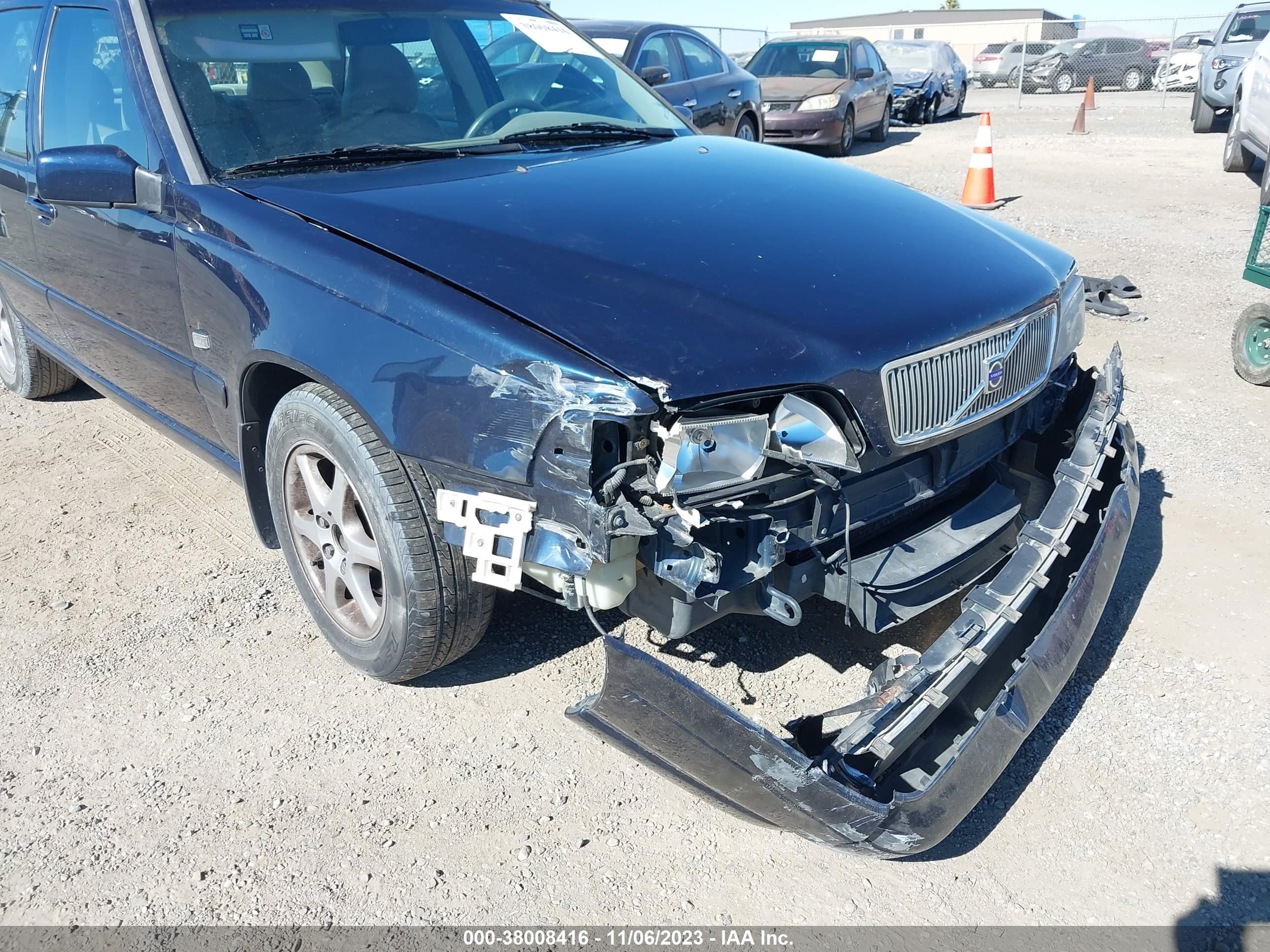 Photo 5 VIN: YV1LS61J8Y2648486 - VOLVO S70 