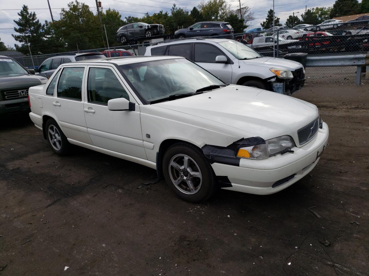 Photo 3 VIN: YV1LT56D1X2588768 - VOLVO S70 