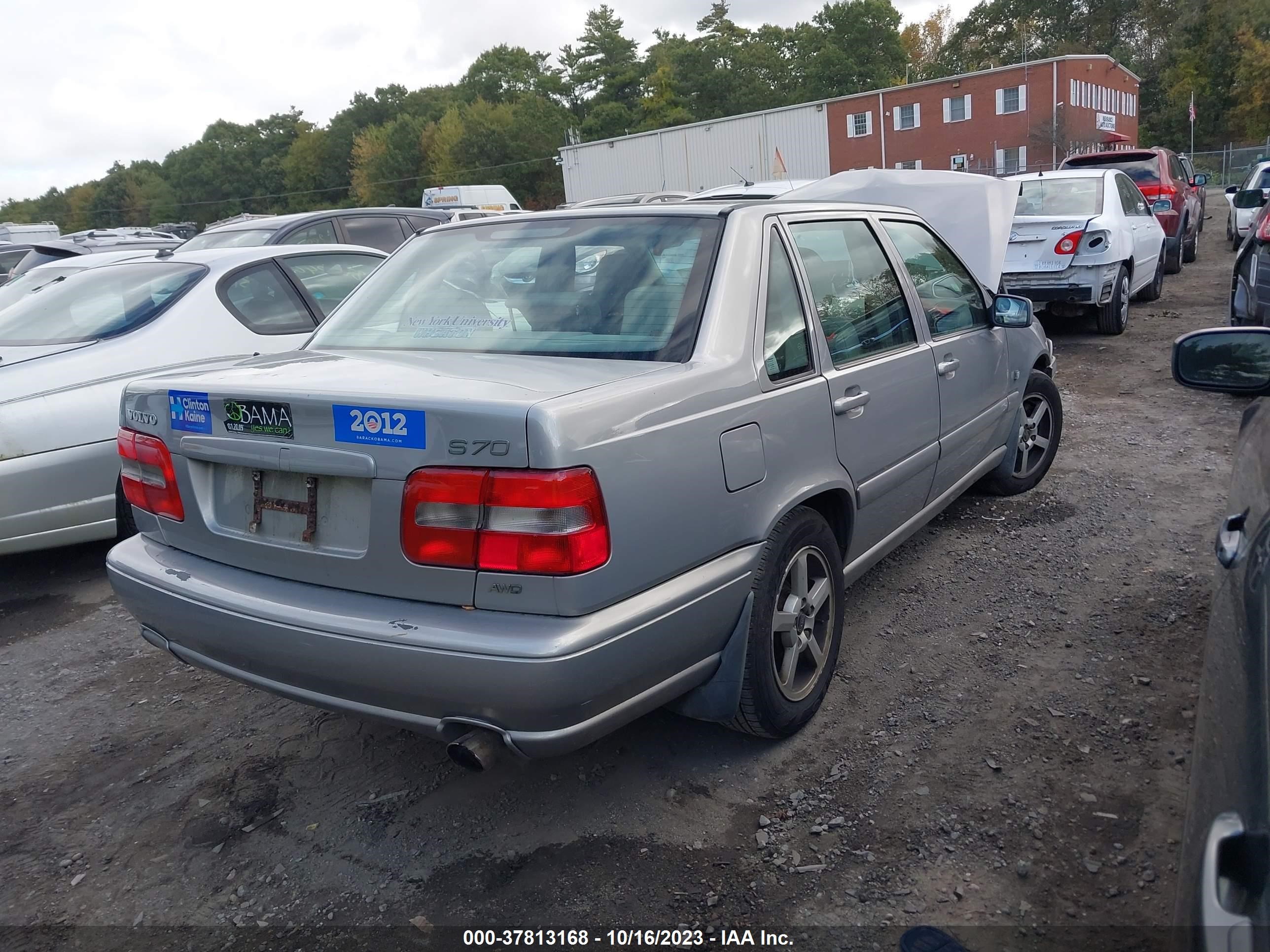 Photo 3 VIN: YV1LT56D3X2590599 - VOLVO S70 