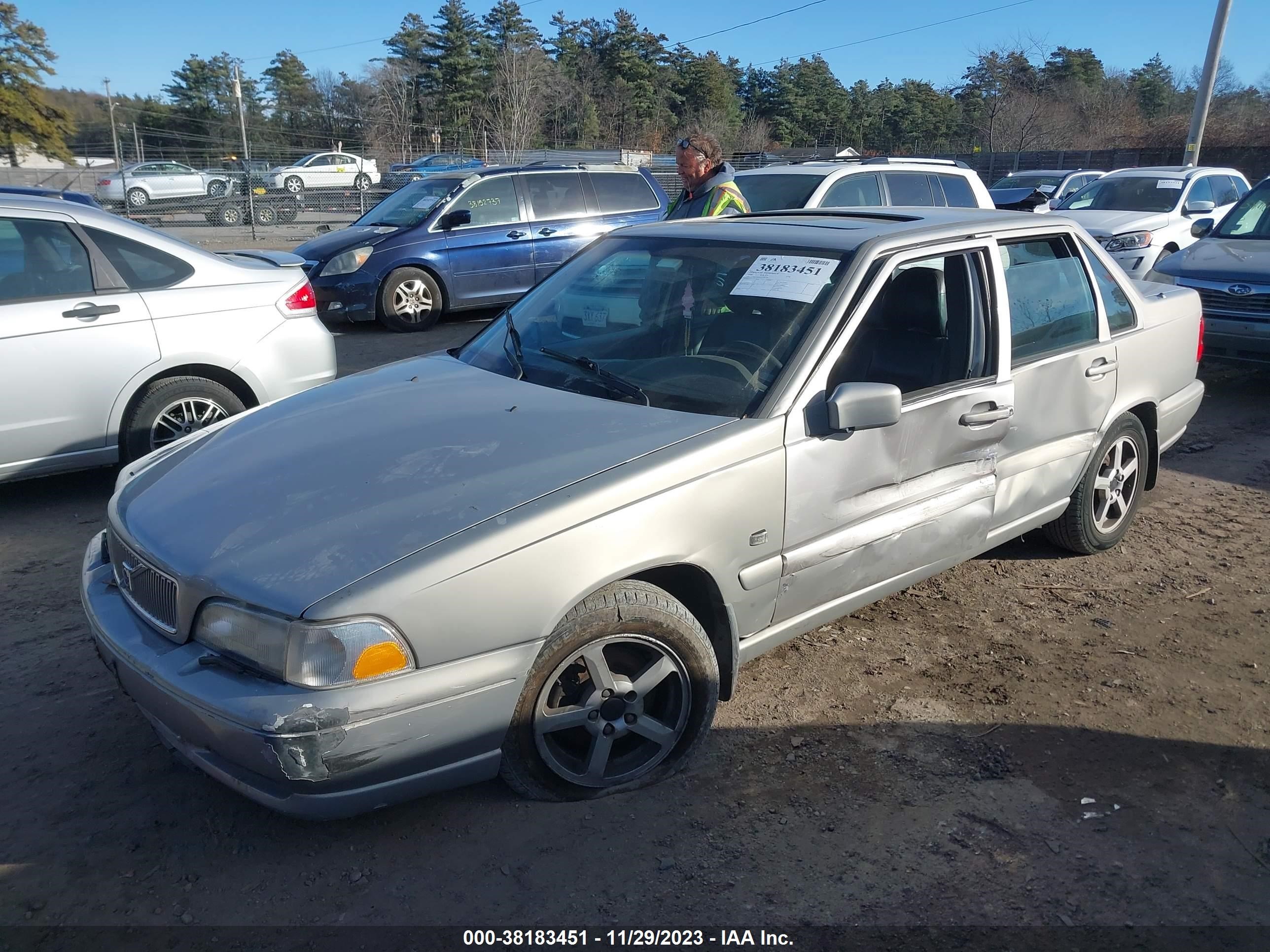 Photo 1 VIN: YV1LT56DXX2580538 - VOLVO S70 