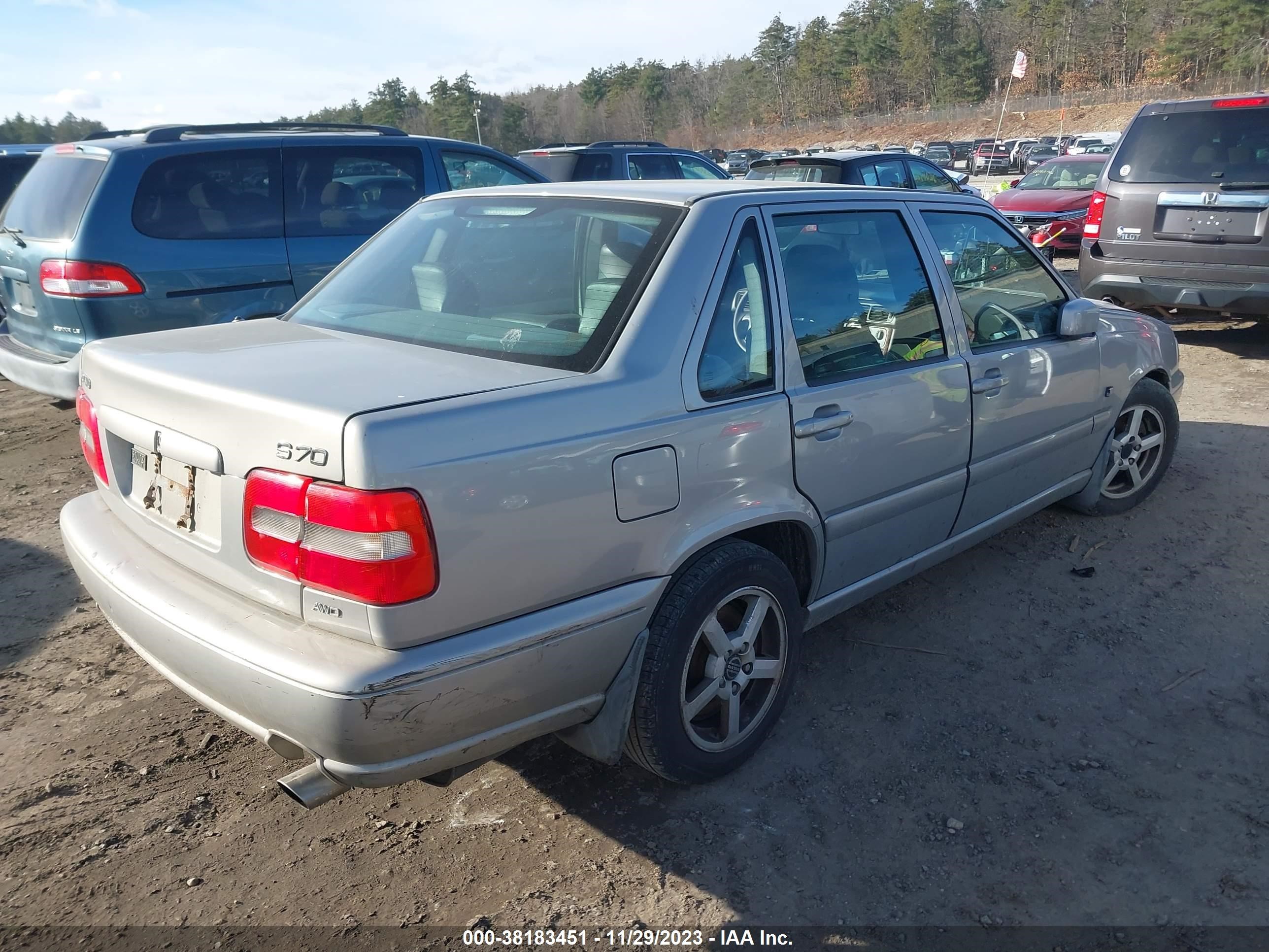 Photo 3 VIN: YV1LT56DXX2580538 - VOLVO S70 