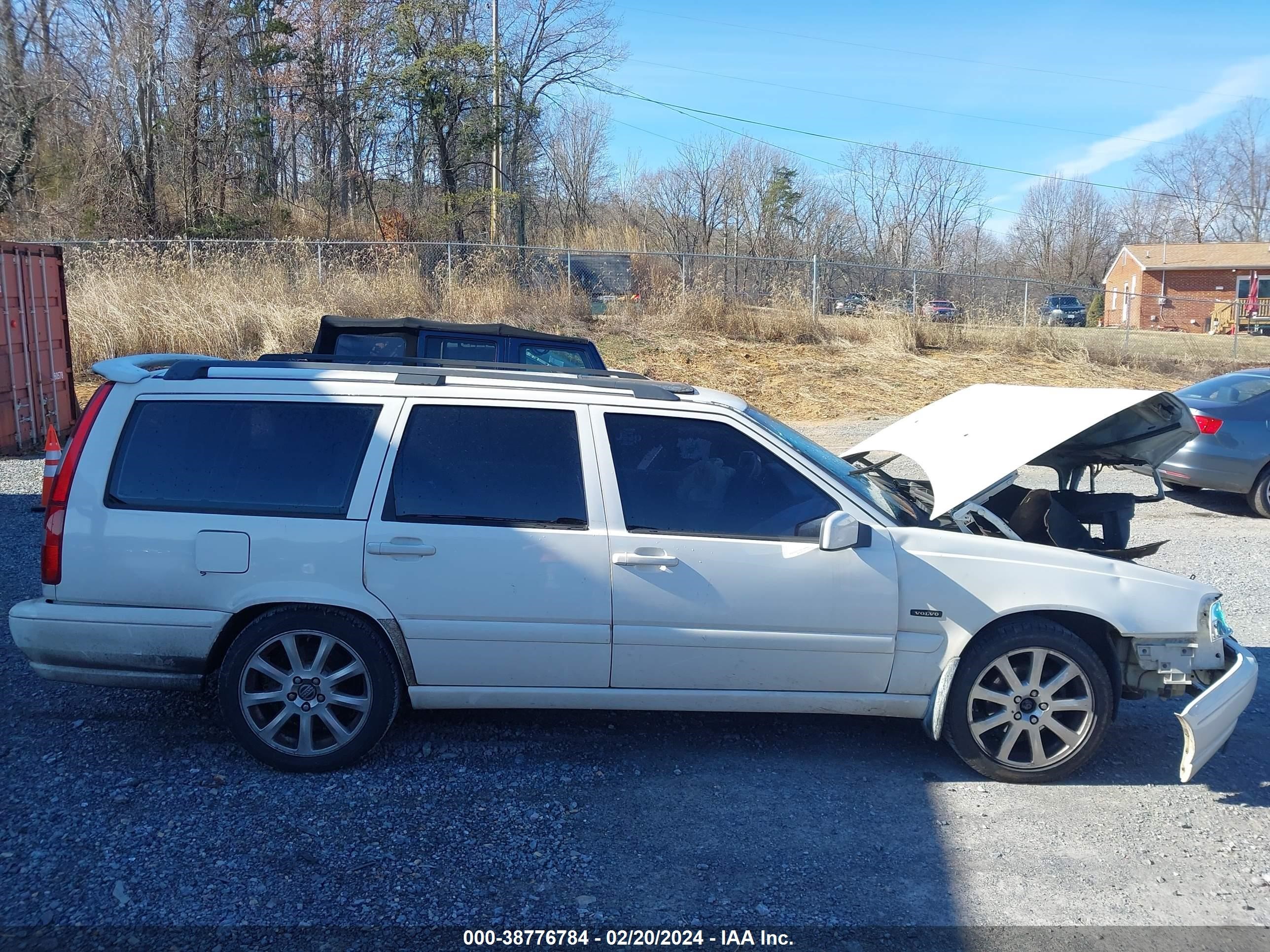 Photo 12 VIN: YV1LW537XW2401094 - VOLVO V70 