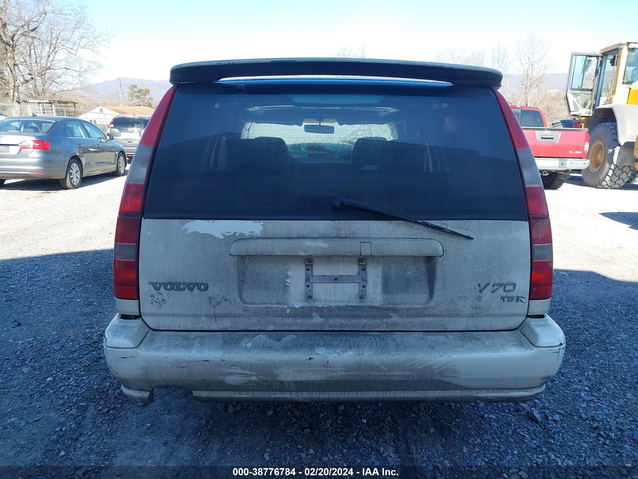 Photo 15 VIN: YV1LW537XW2401094 - VOLVO V70 