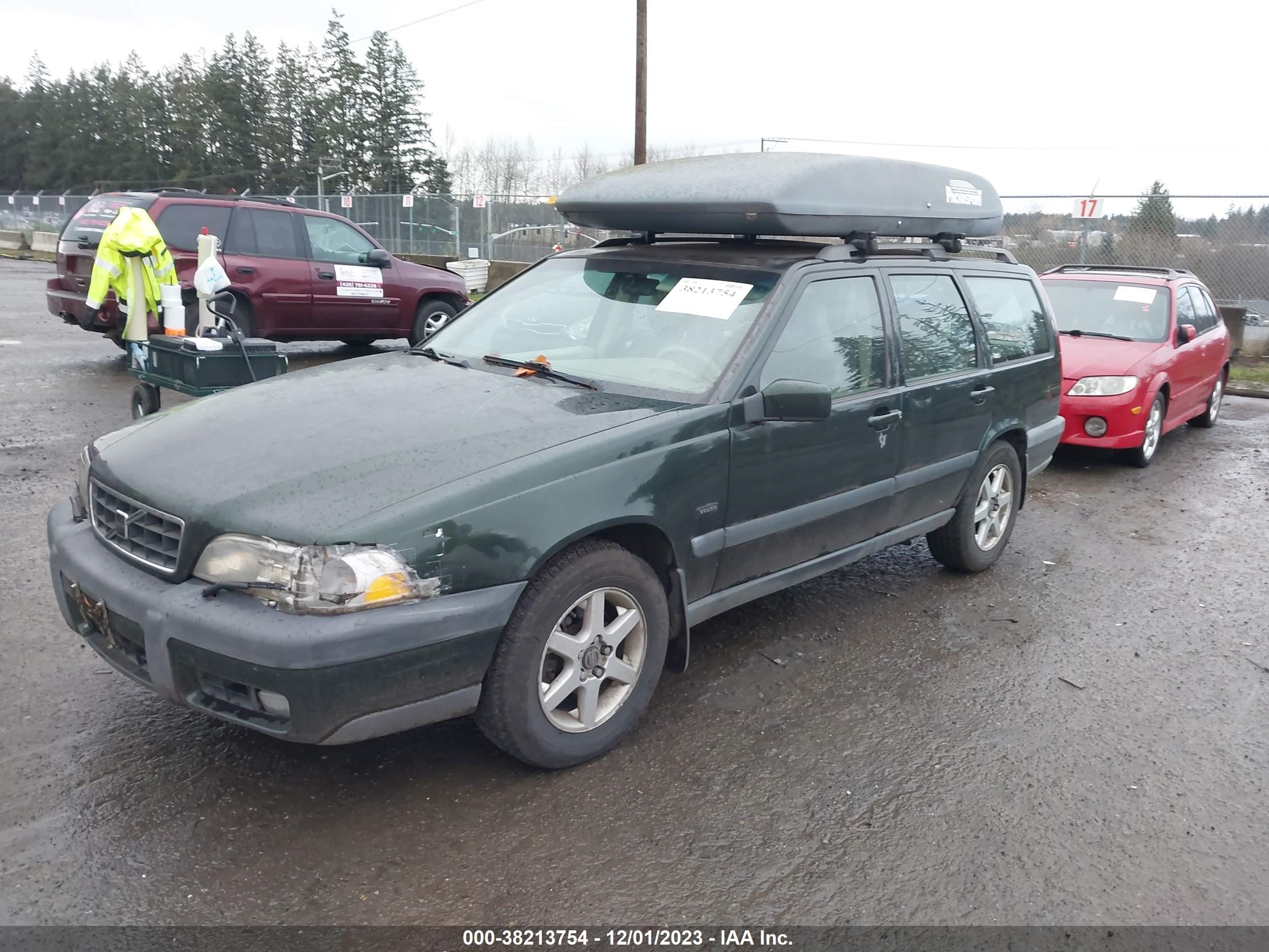 Photo 1 VIN: YV1LZ5643W2463445 - VOLVO V70 